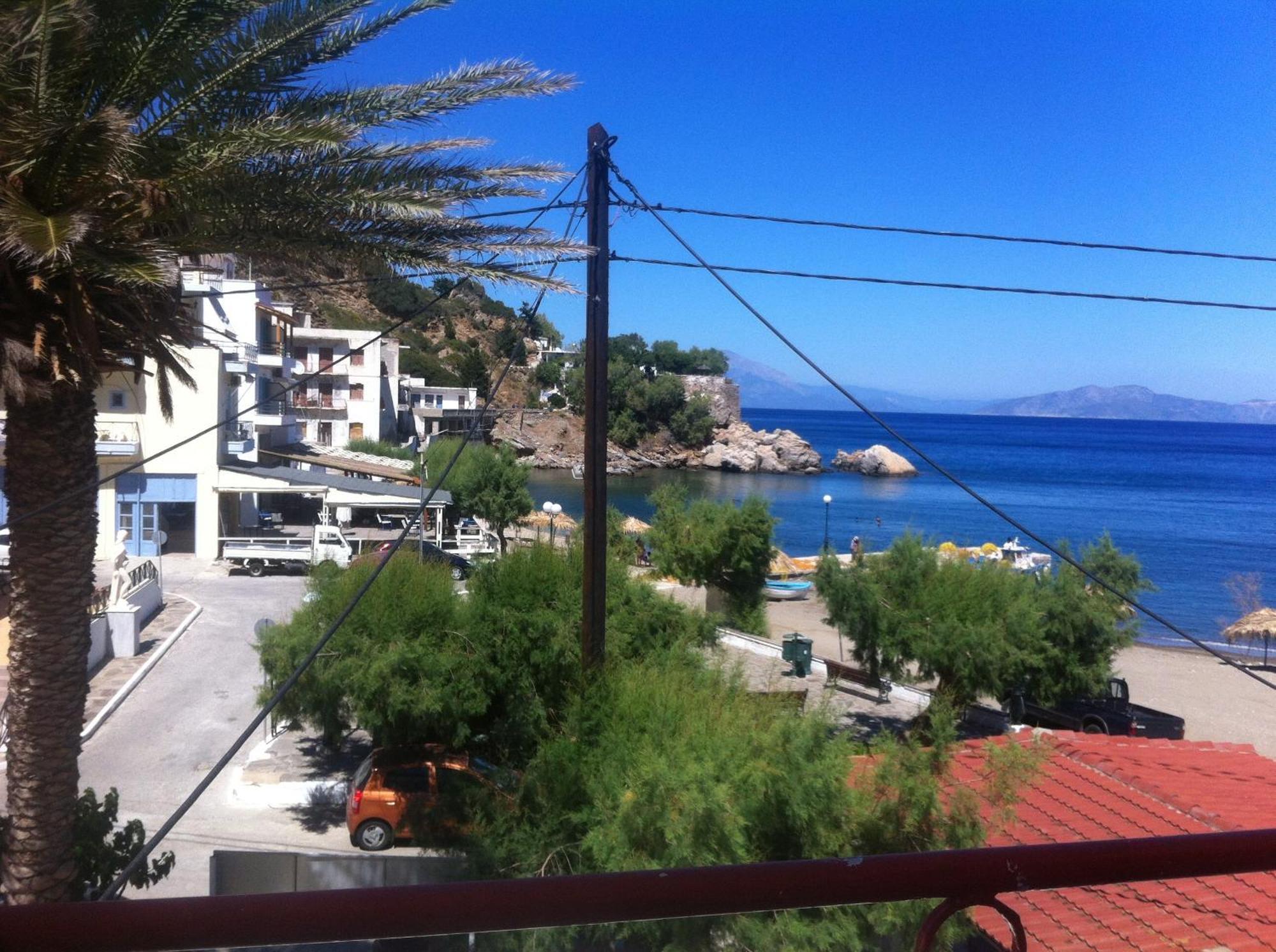 Melissa Rooms Agios Kirykos  Room photo