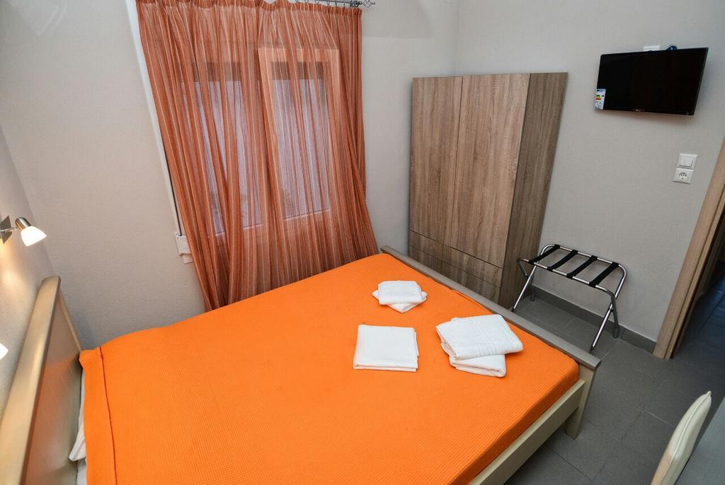 Melissa Rooms Agios Kirykos  Exterior photo